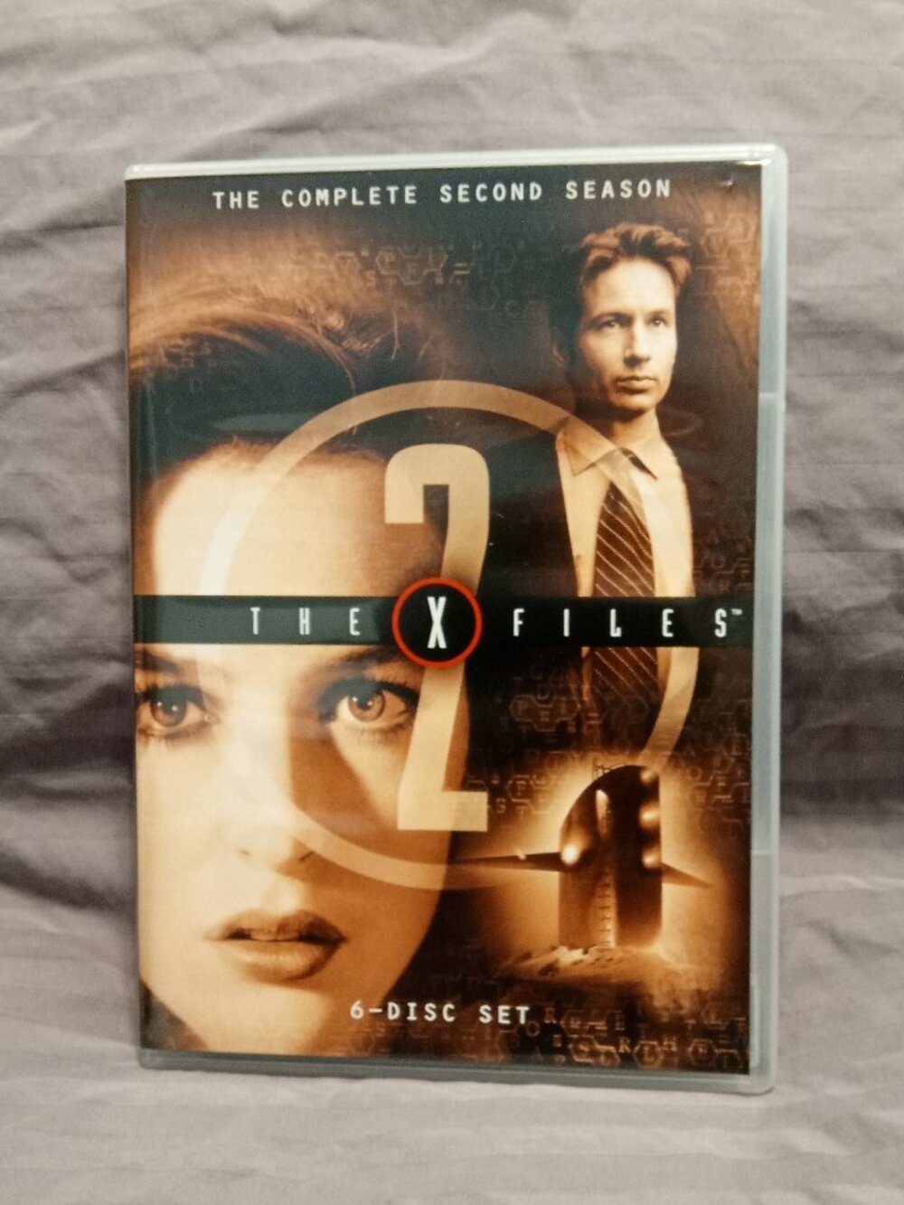 The X Files: Complete Season 2, Six Disc DVD Set (UPC: 024543222545)